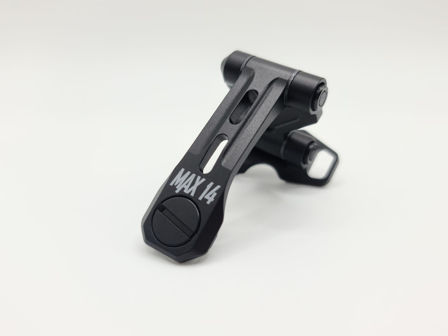 Noisefighters MAX14 metal J-arm (Dovetail)